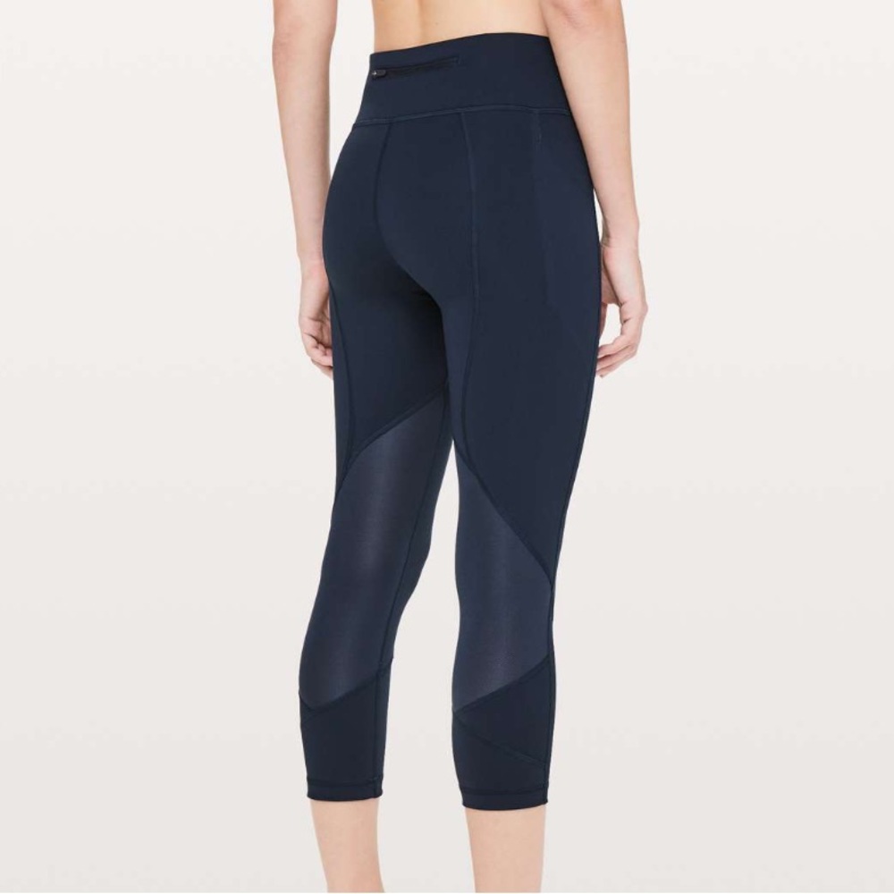 Lululemon Pace Rival Crop *Full-On Luxtreme 22" — Navy - Picture 2 of 12